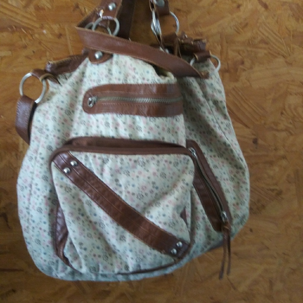 Crossbody bag